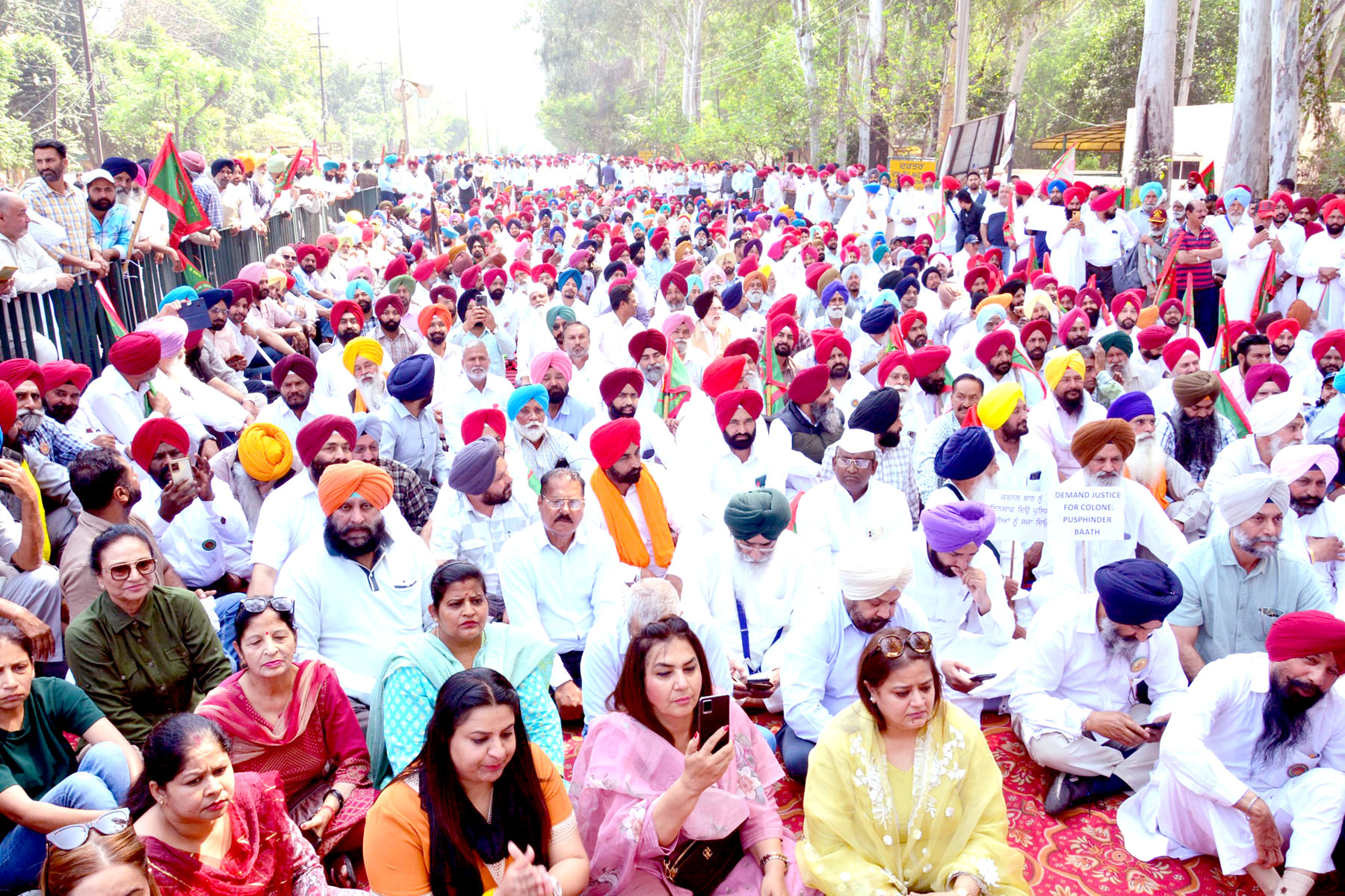 ਪੁਲੀਸ ਕੁੱਟਮਾਰ ਦਾ ਸ਼ਿਕਾਰ ਹੋਏ ਕਰਨਲ ਦੇ ਪਰਿਵਾਰ ਵੱਲੋਂ ਪਟਿਆਲਾ ’ਚ ਧਰਨਾ